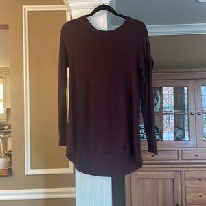 Cabi Burgundy long sleeve tee size M
